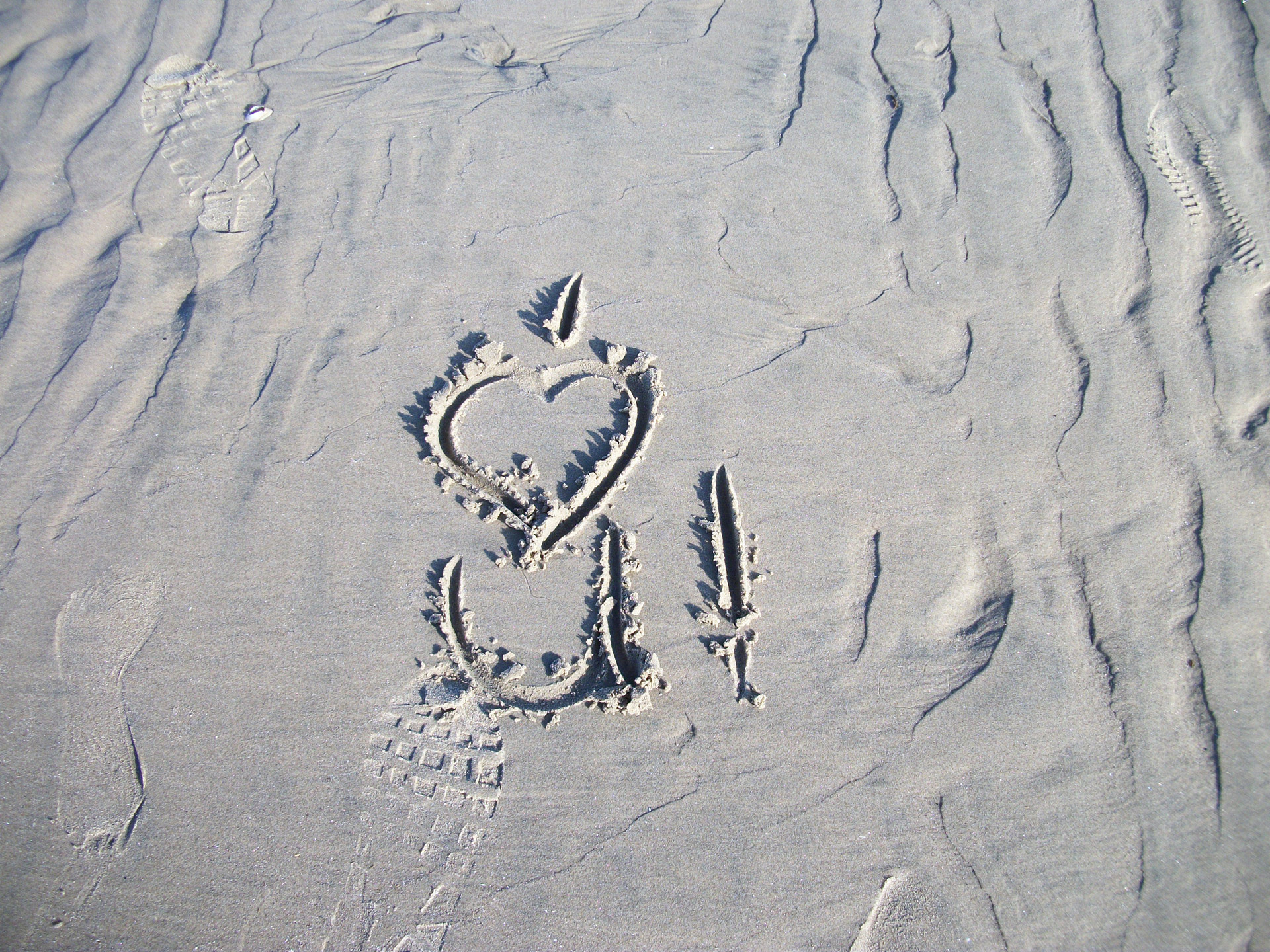 i-love-you-sand-free-stock-photo-public-domain-pictures