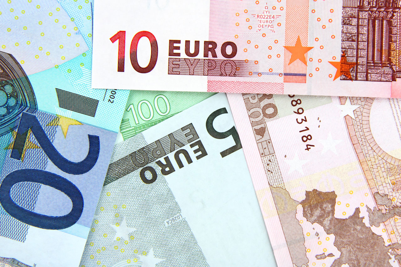 Various Euros