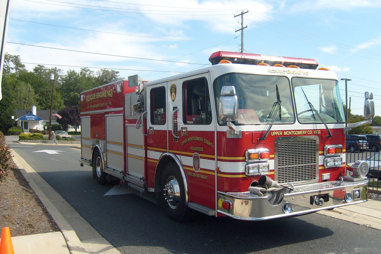 fire-engine-free-stock-photo-public-domain-pictures