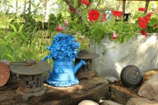 Garden Ornaments Blue Kettle
