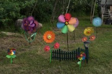Lawn Ornaments Pinwheel Spinners