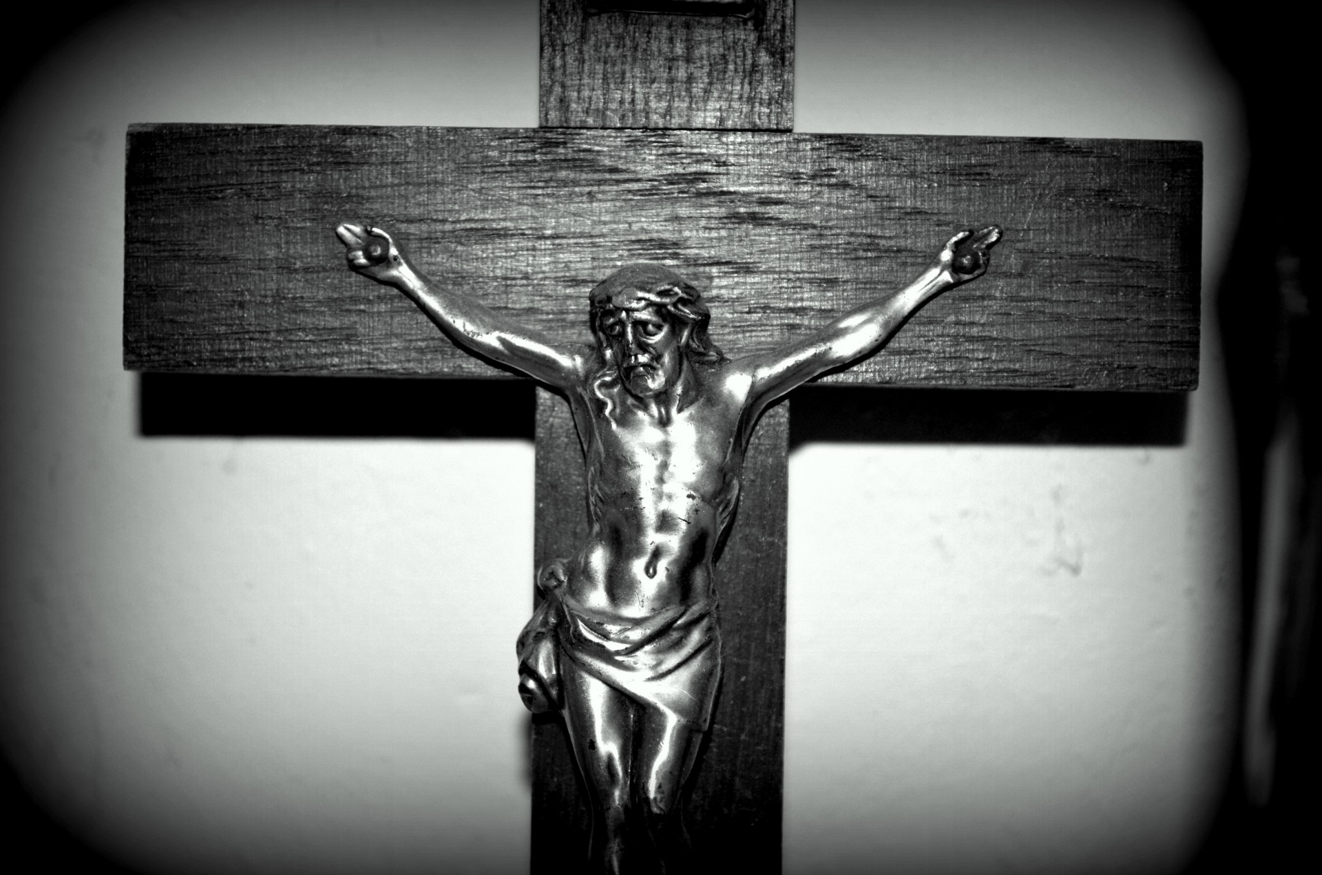 jesus-on-the-cross-free-stock-photo-public-domain-pictures