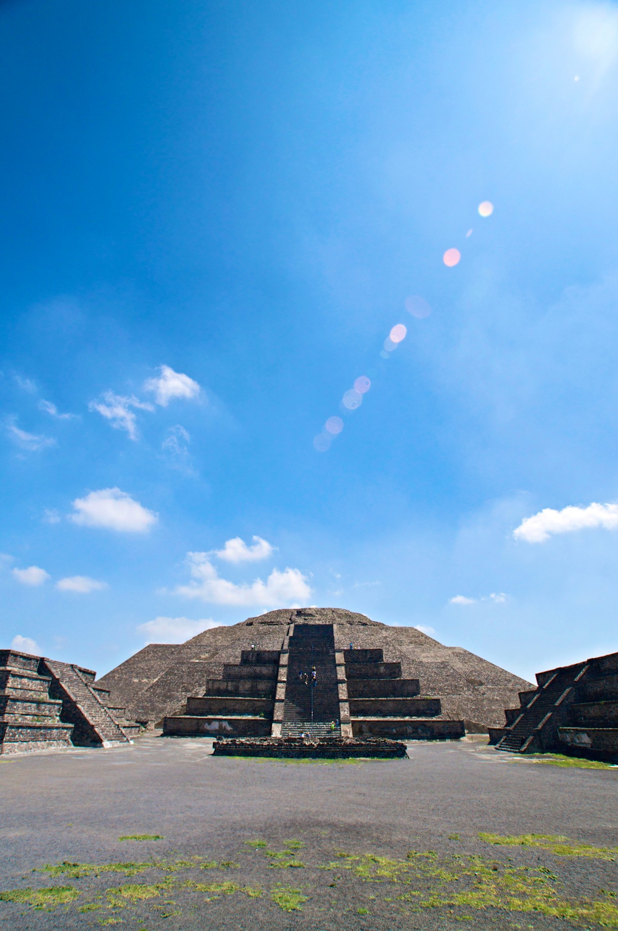 Single beam of sun falls on Aztec temple of the moon in Mexico, Latin America.