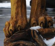 Lioness Wooden Claws