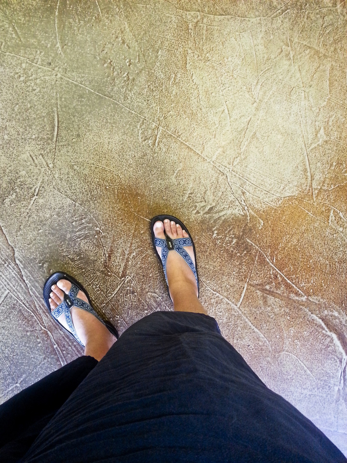 Image of female feet standing and waiting