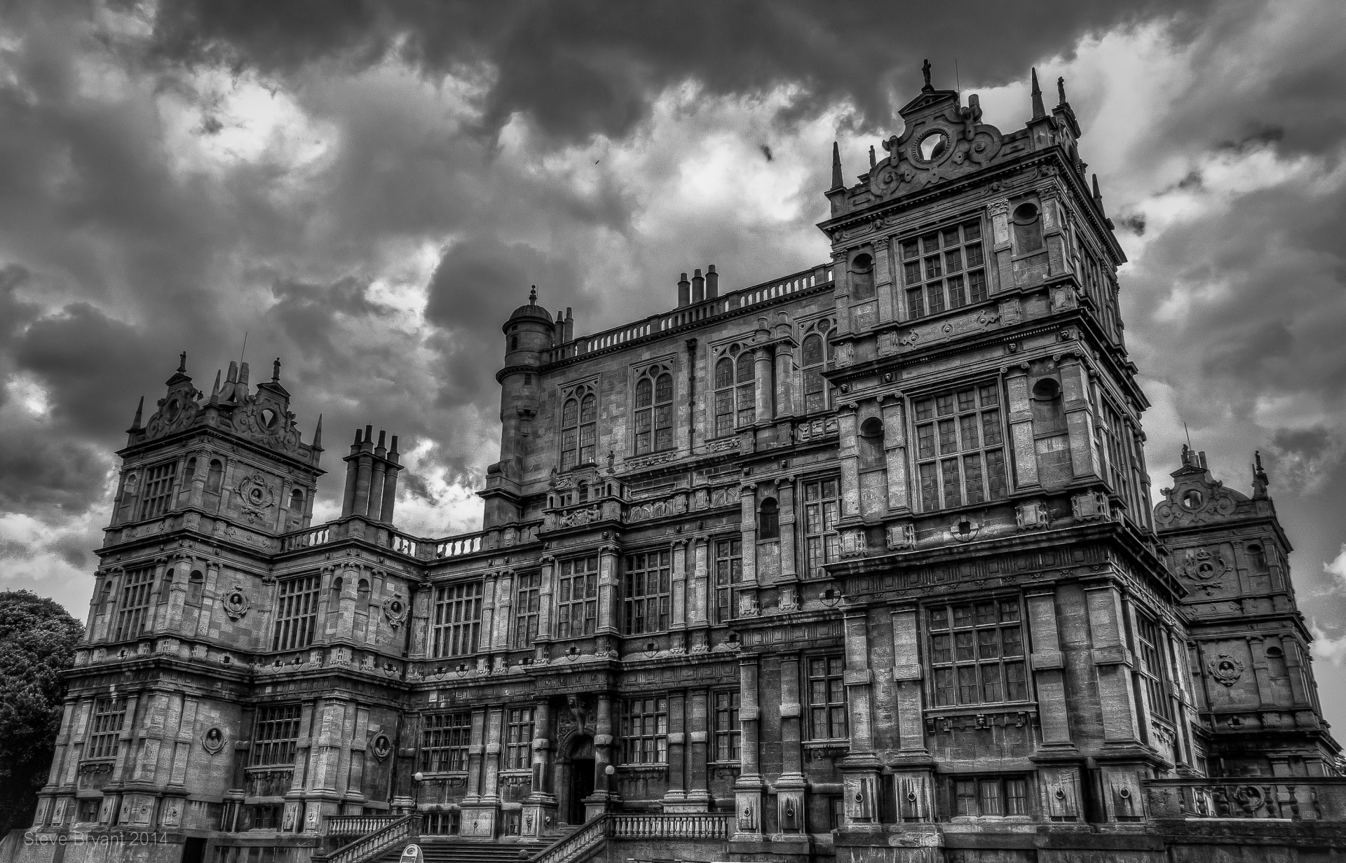Wollaton Hall in Nottinghamshire uk used as Wayne Manor in the " The Dark Knight Rises "