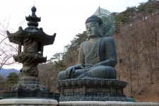 Grand Bronze Buddha