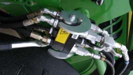 Tractor Hydraulics Connector