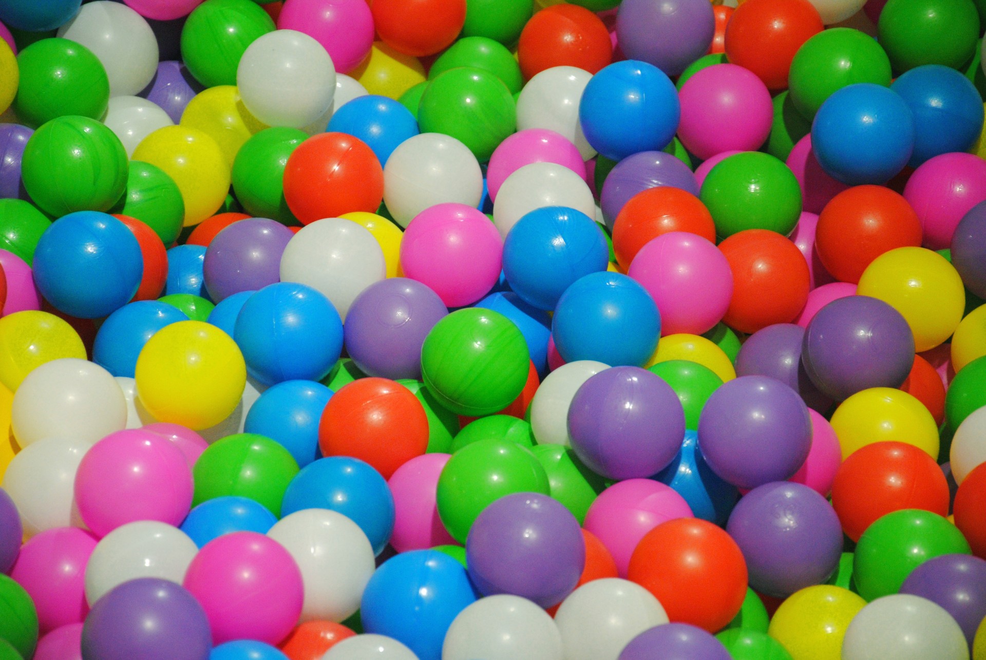 tub of colored balls