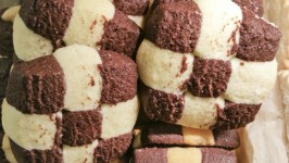 Checkered Cookies