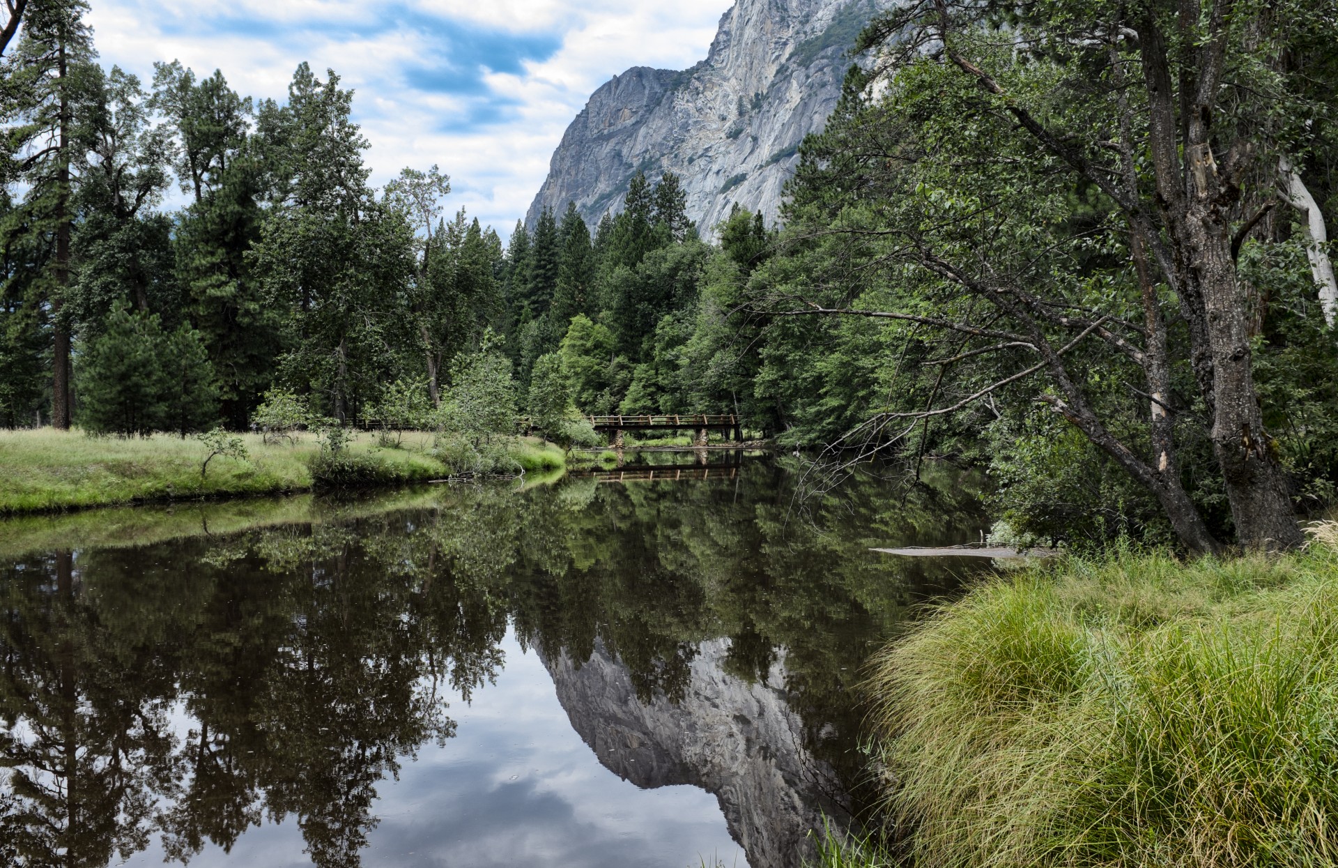Yosemite mountains