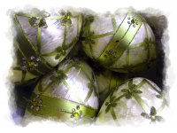 Christmas Eggs Ornaments - Green