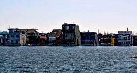 Riverboat Houses