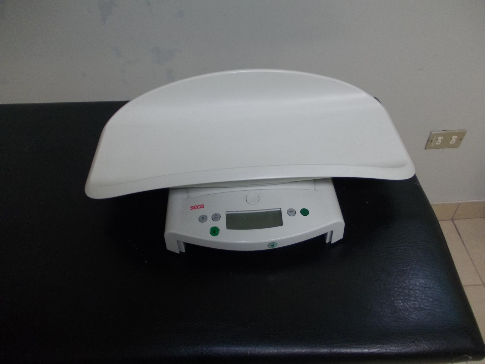 Pediatric scale in the nursing area of ​​a hospital