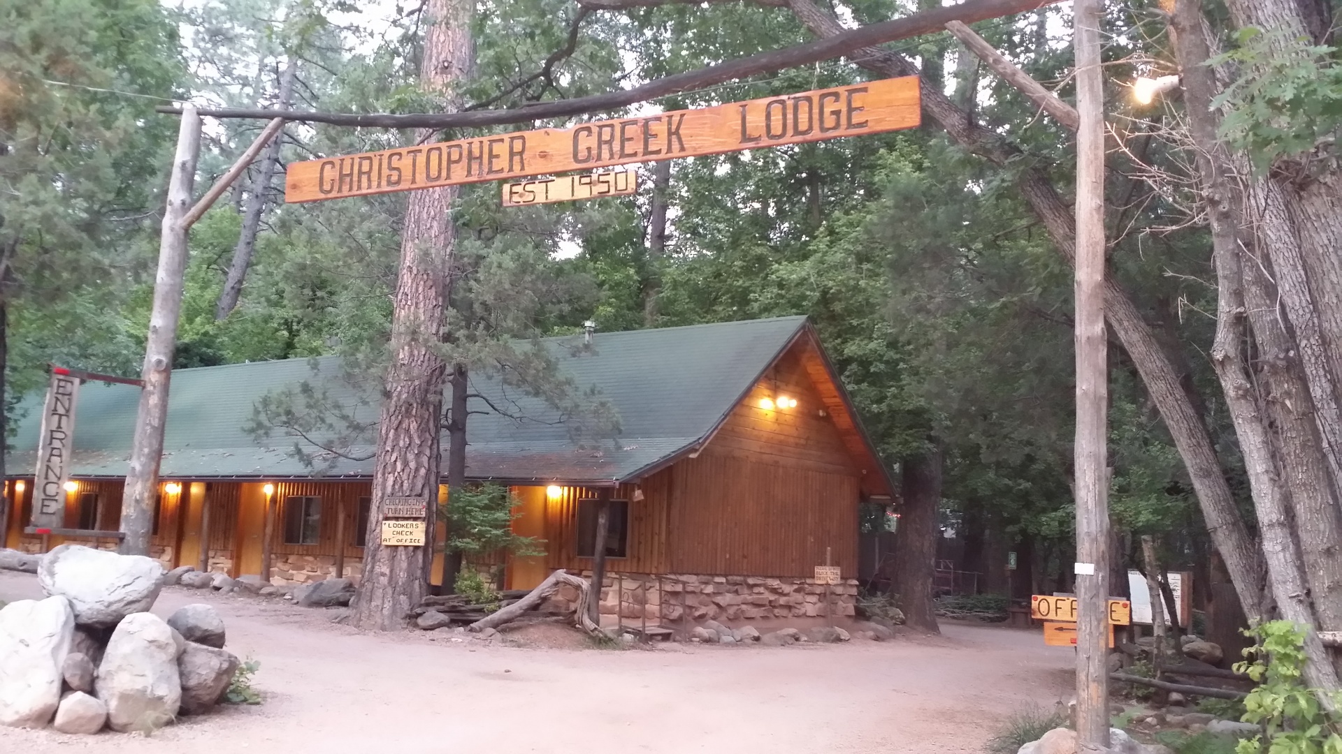 CC Lodge in Christopher Creek AZ