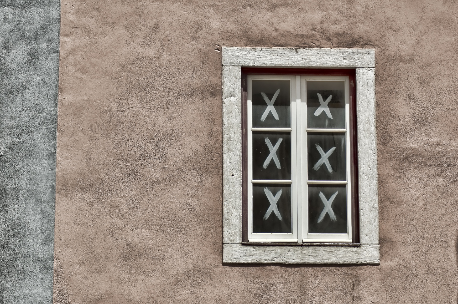 Window with crosses in the windows.