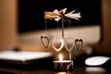 Golden Hearts And Candle, Romantic