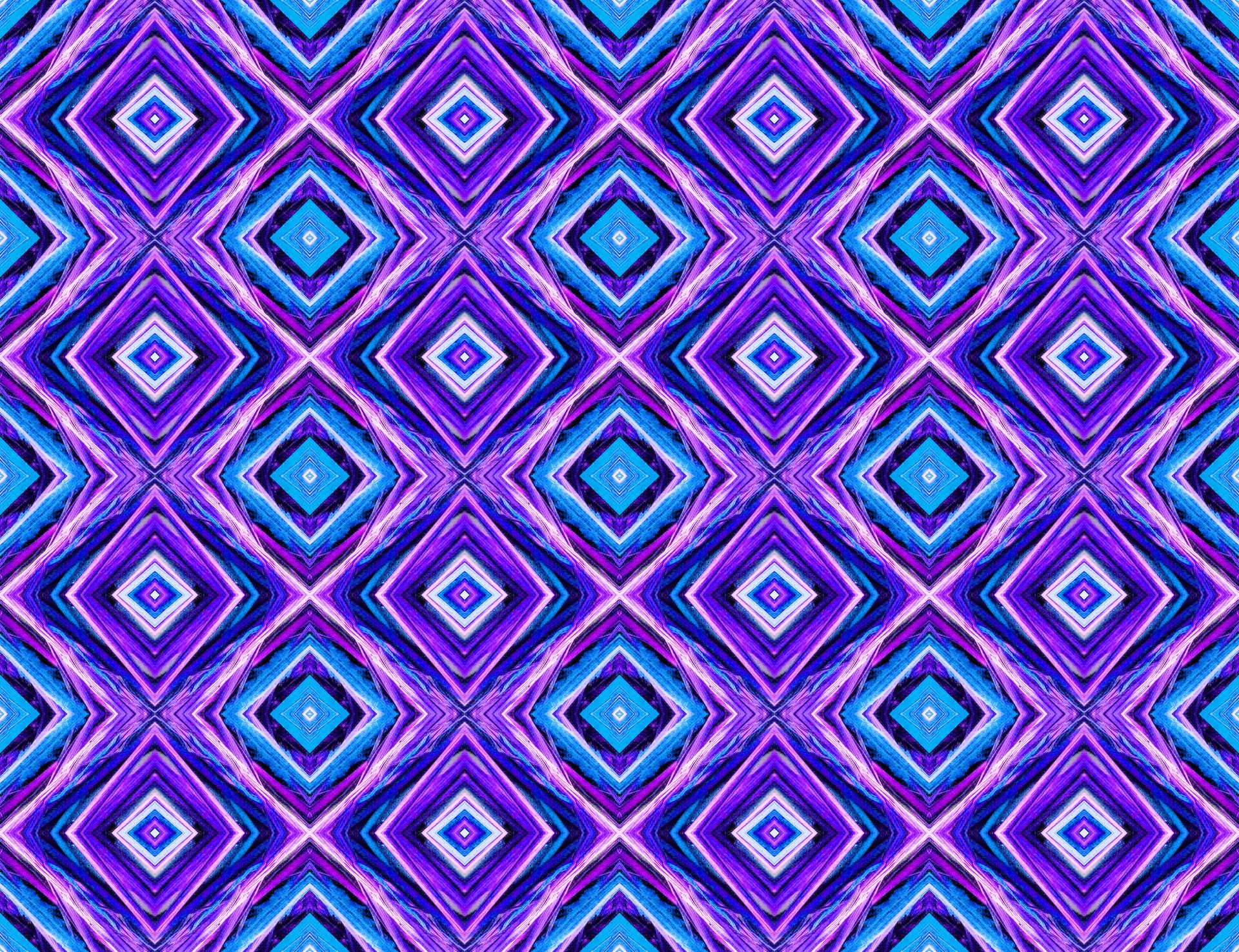 Blue & Purple Diamond Pattern