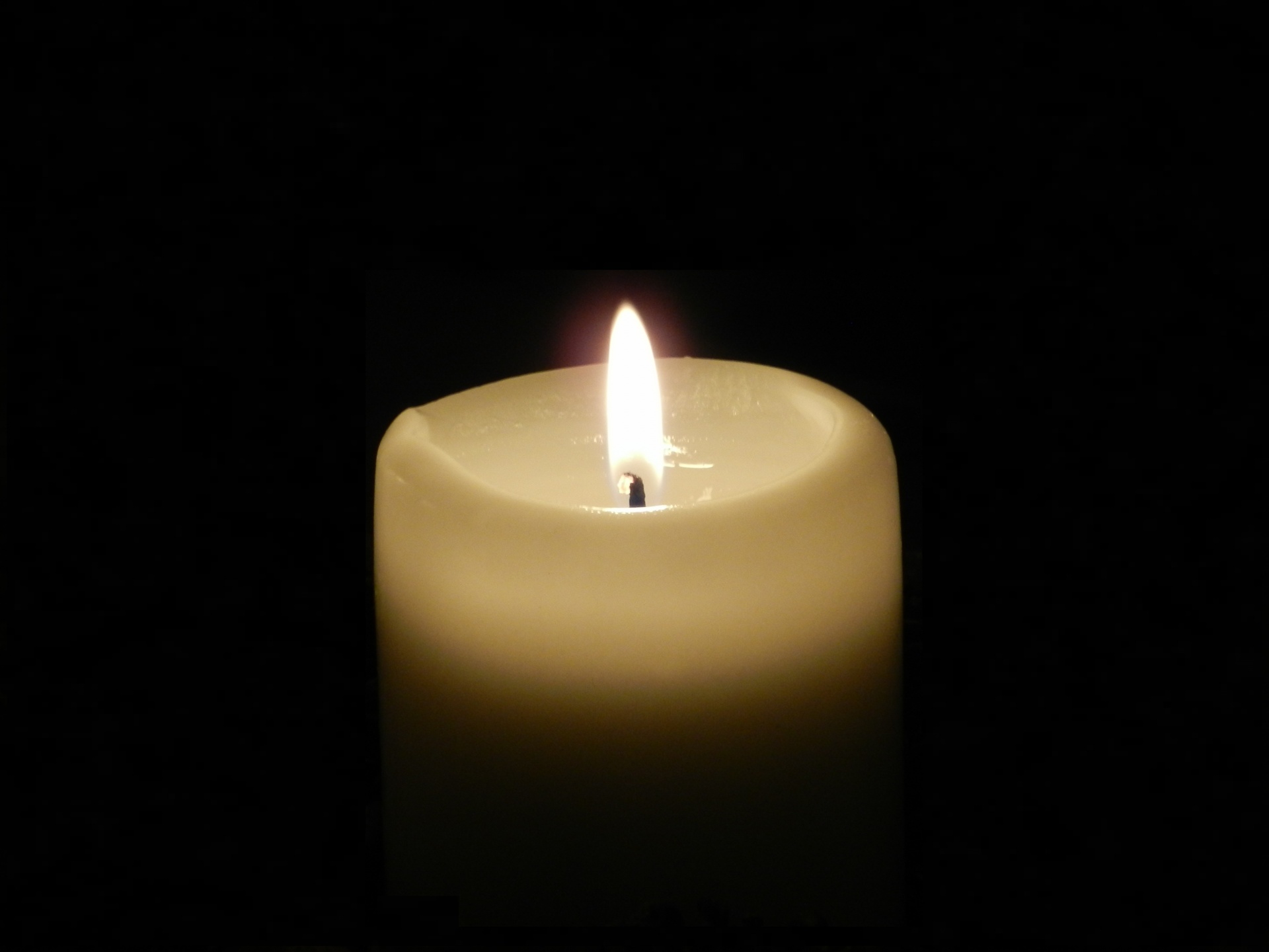 Candle With Flame (1)