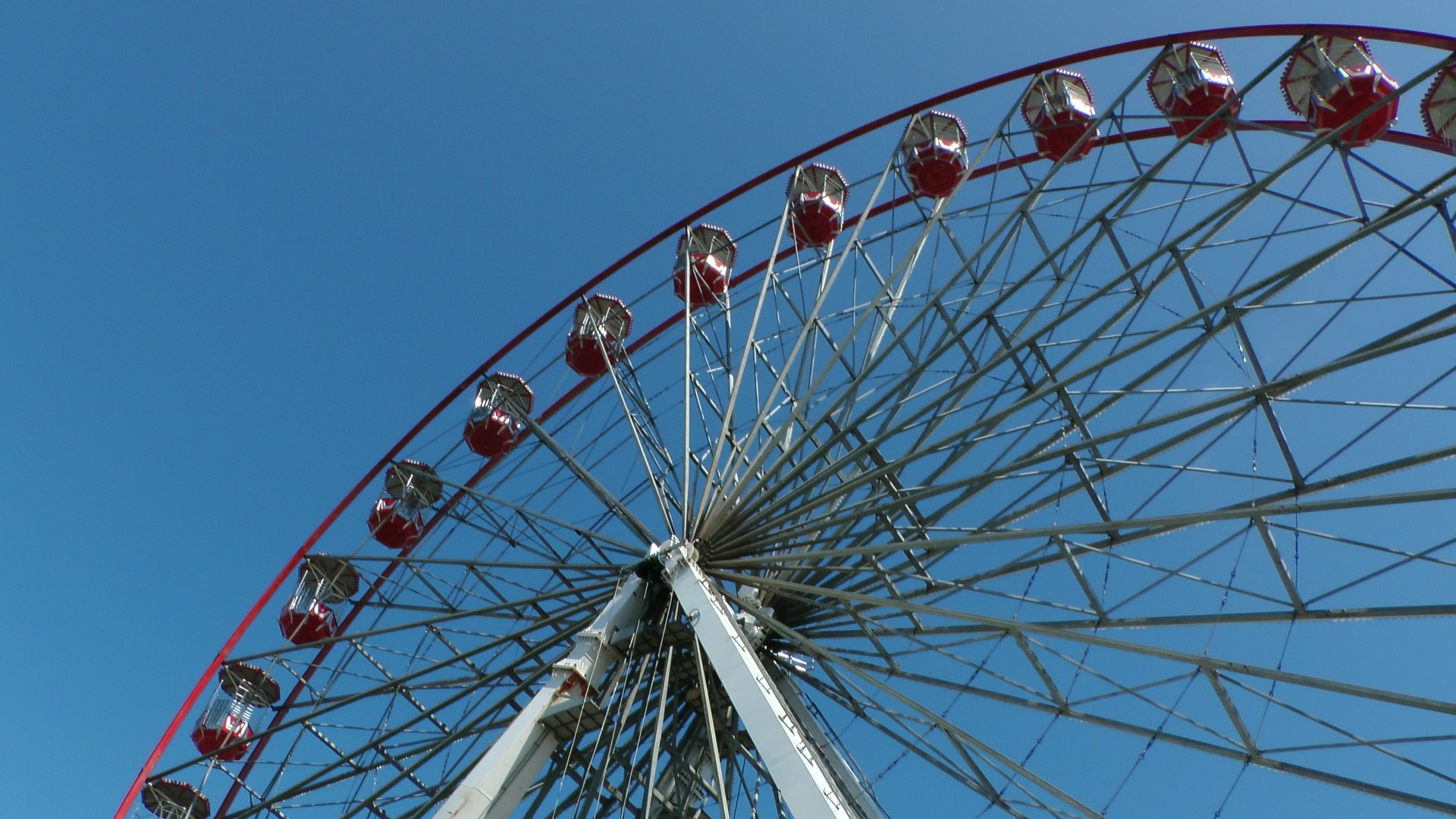 Ferris Wheel Pods