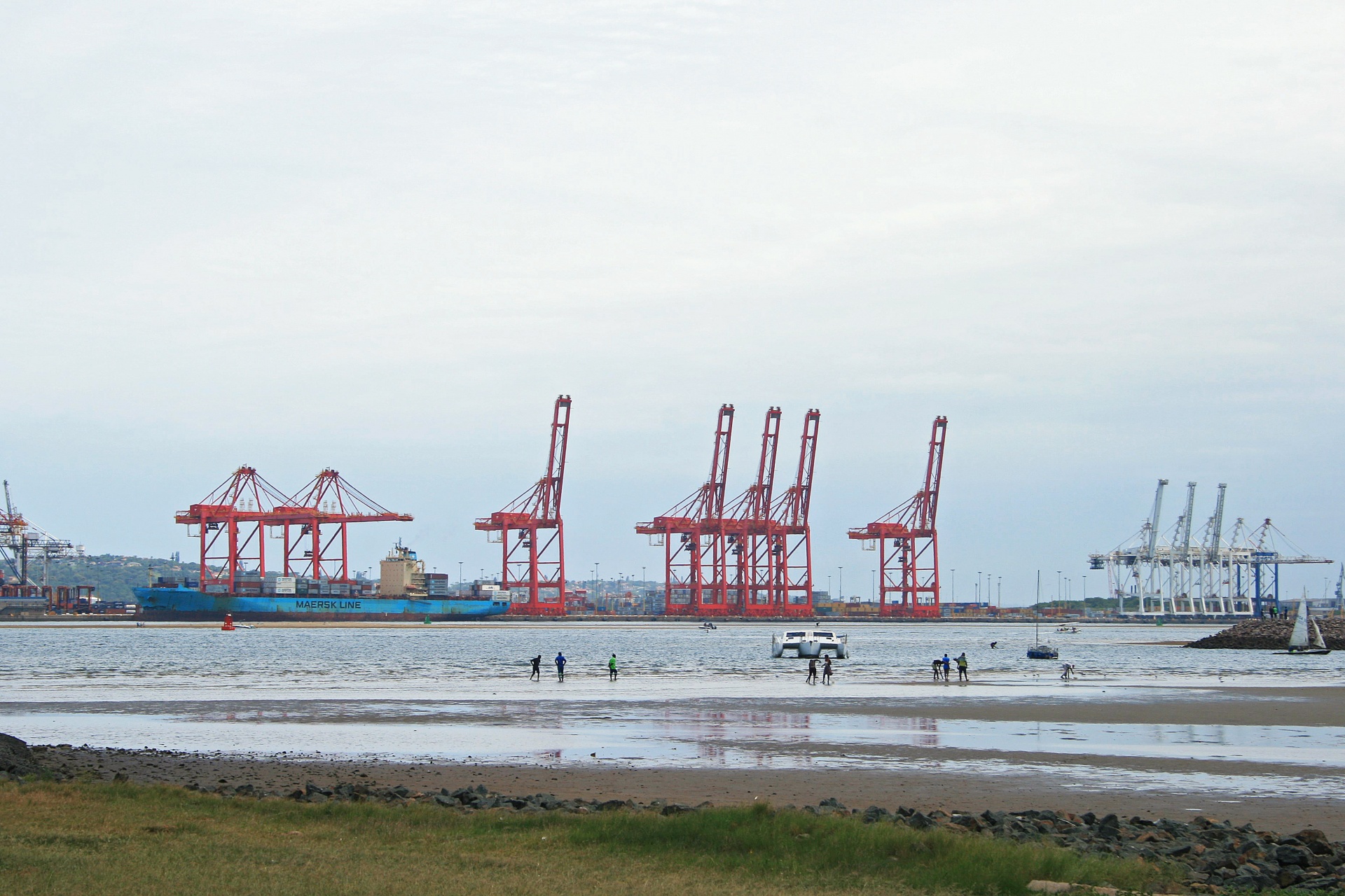 Red Harbour Cranes