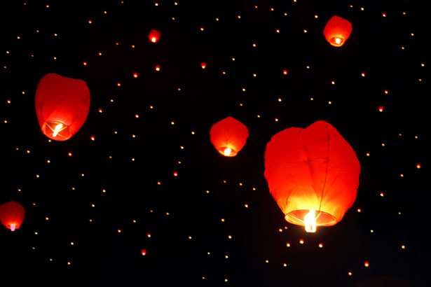Lanterne galleggianti Immagine gratis - Public Domain Pictures