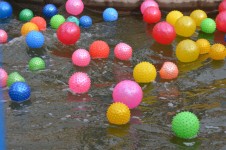 Floating Balls