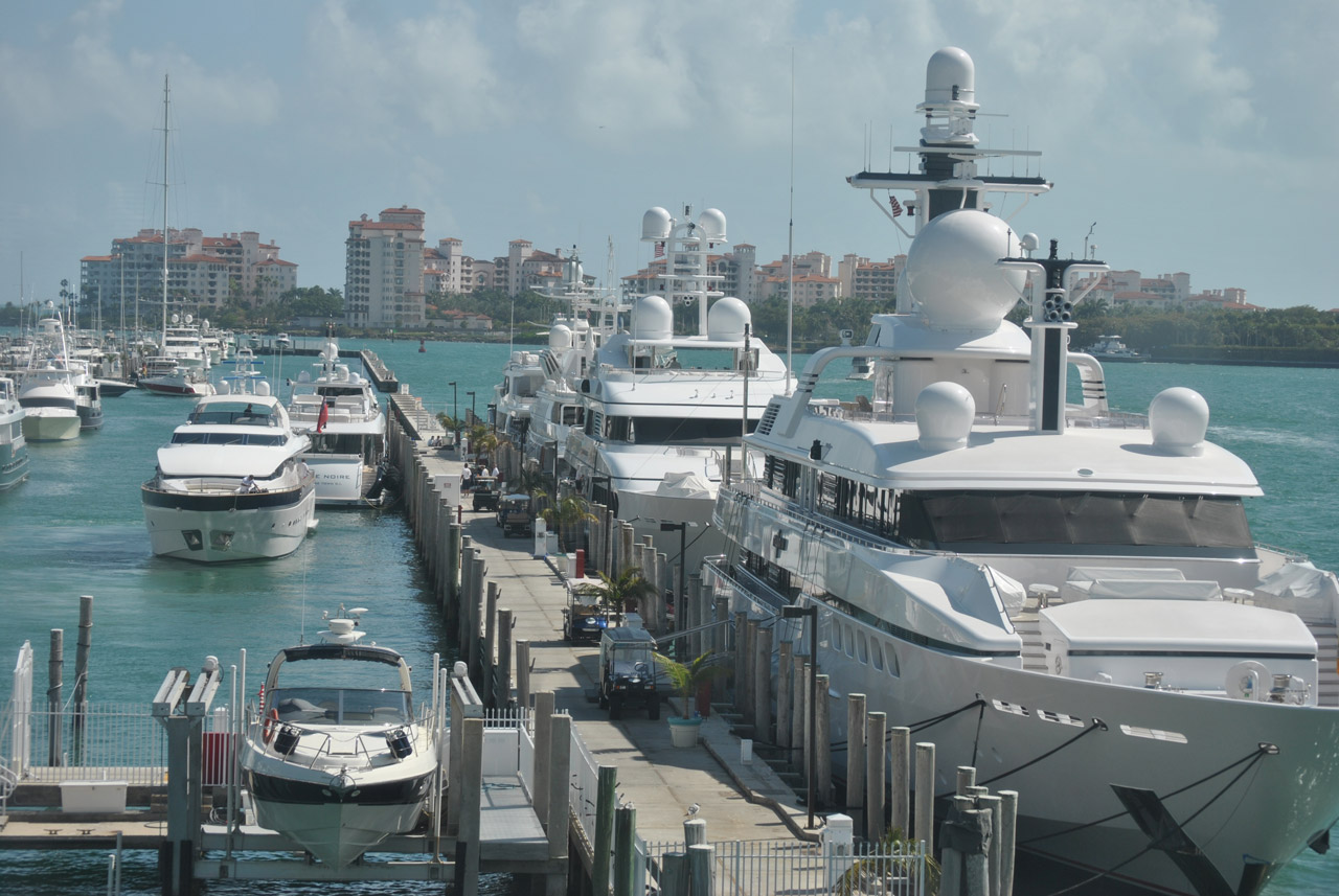 Boat - Miami Harbor 2