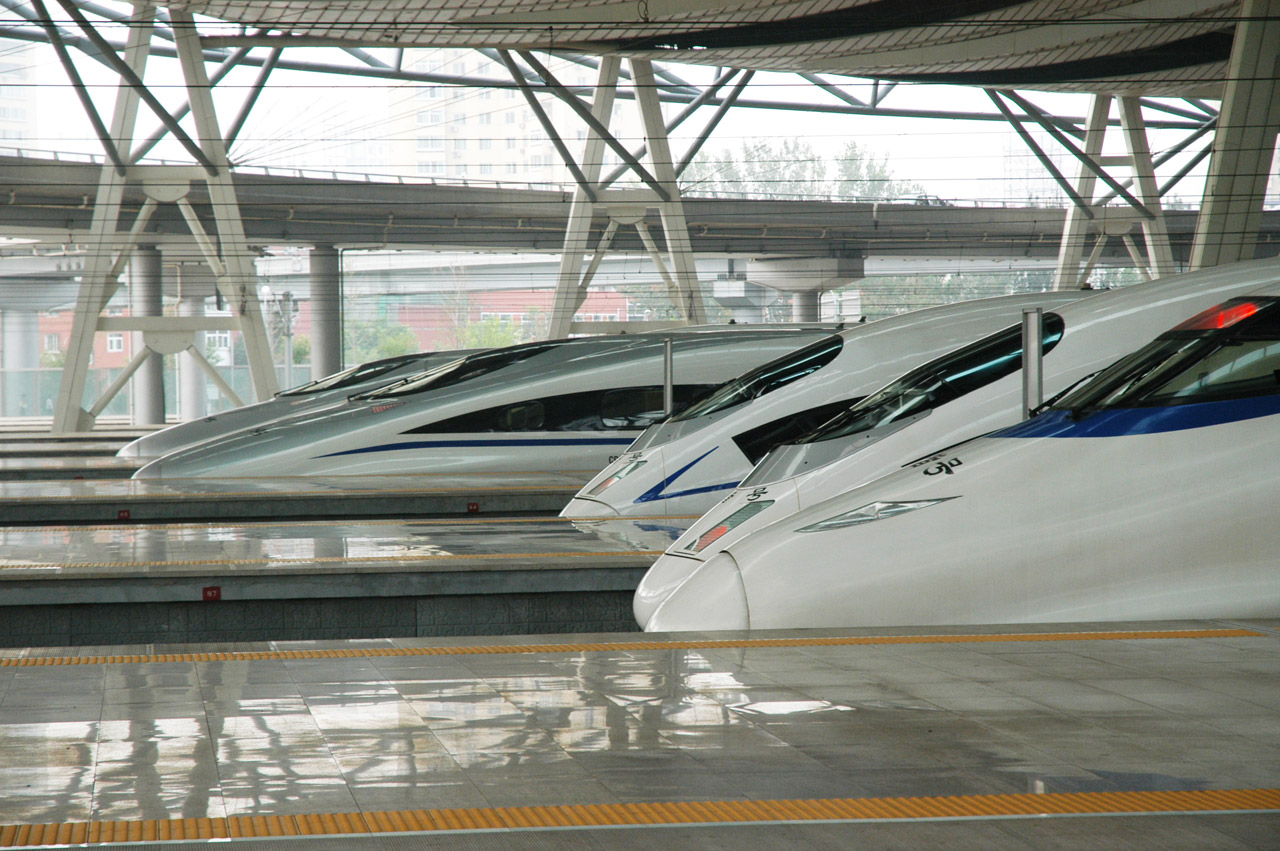 Chinese High-Speed Trains
