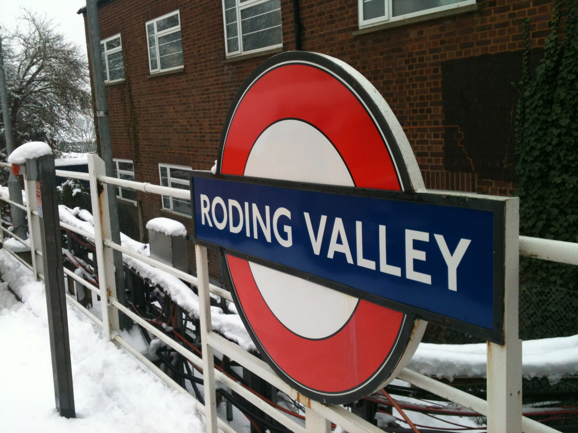 Roding Valley Underground Sign