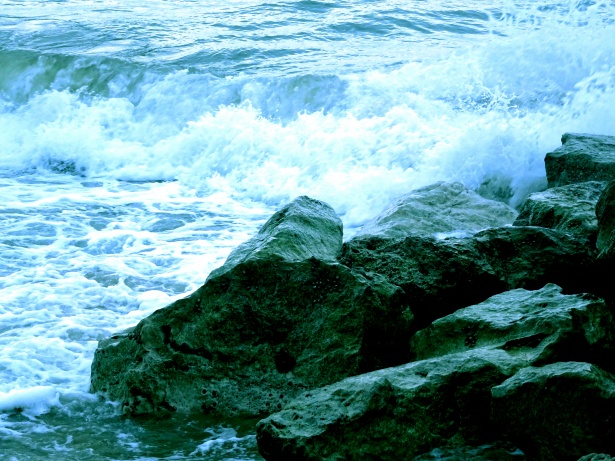 Ondas Do Mar Quebrando Nas Pedras Foto Stock Gratuita Public Domain Pictures