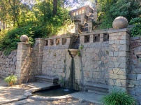Garden Stone Fountain Laribal