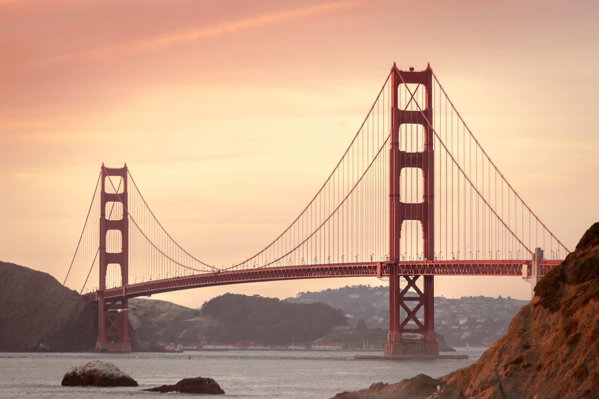 Golden Gate Bridge in the evening
