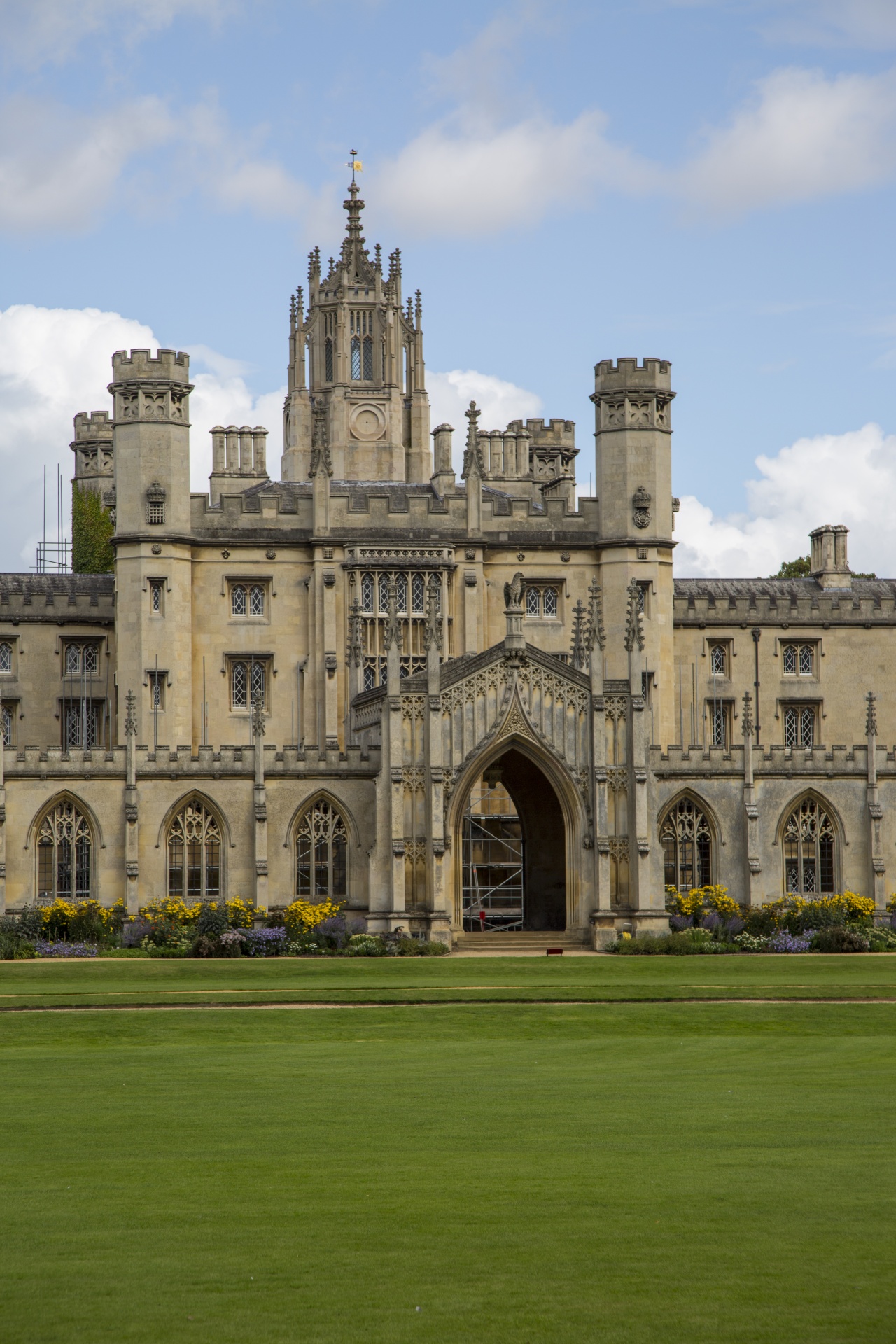 Cambridge is a city on the River Cam in eastern England, home to the prestigious University of Cambridge, dating to 1209. University colleges include King’s, famed for its choir and towering Gothic chapel, as well as Trinity, founded by Henry VIII