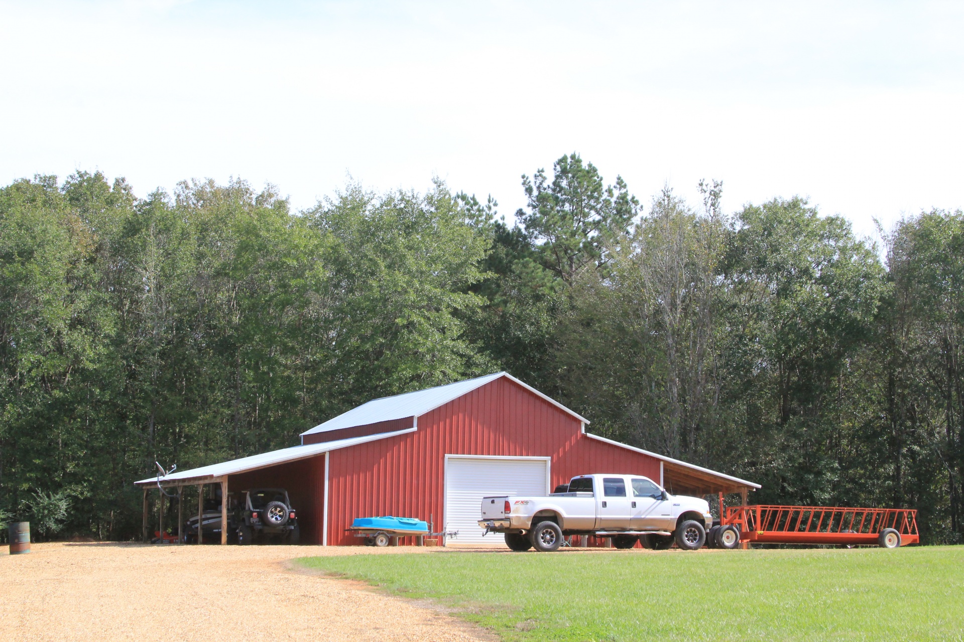 This barn is the backbone of an Alabama farm. Near Jacksonville, Ala.