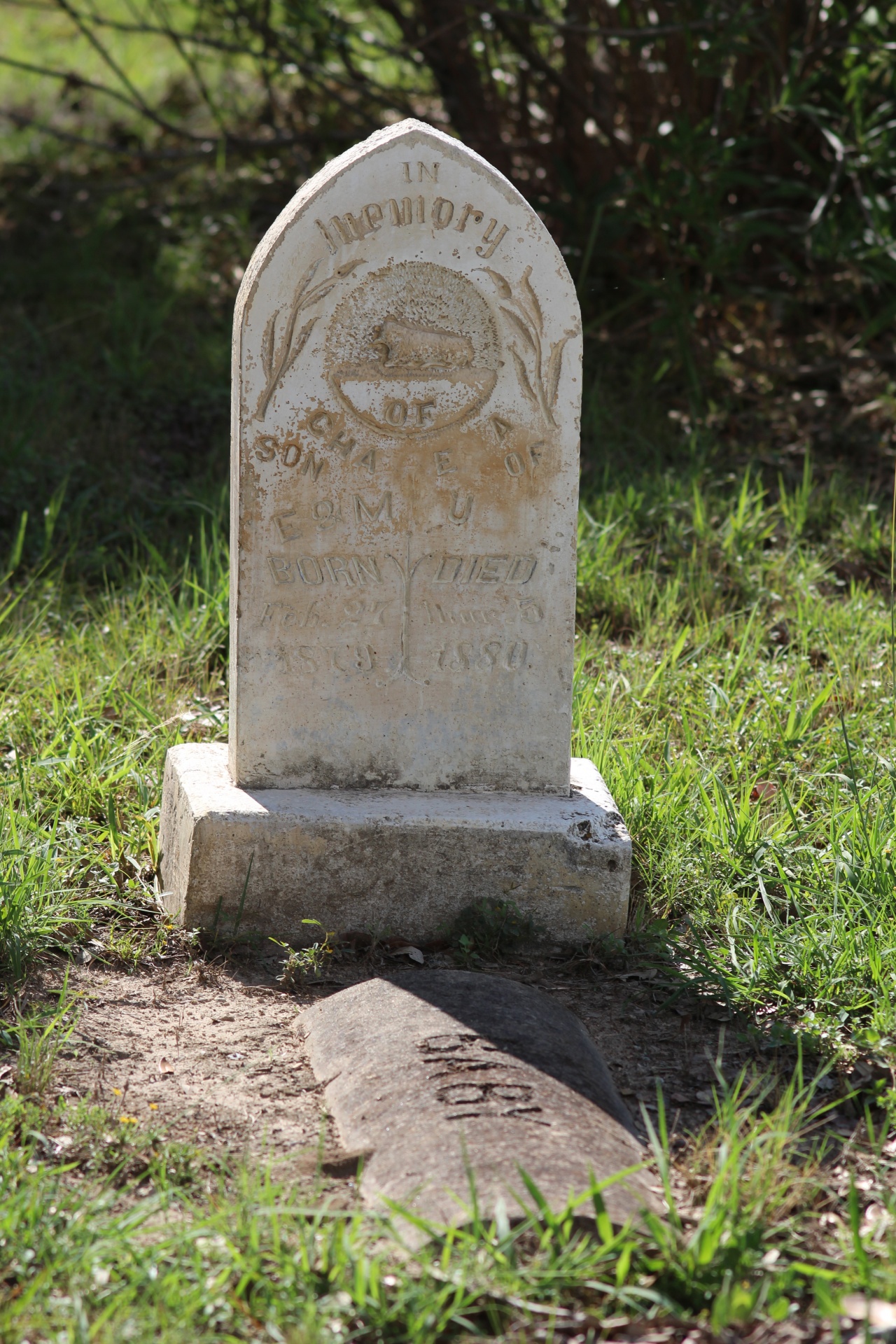 A child's grave from the 1800s