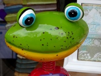 Happy Frog Sculpture
