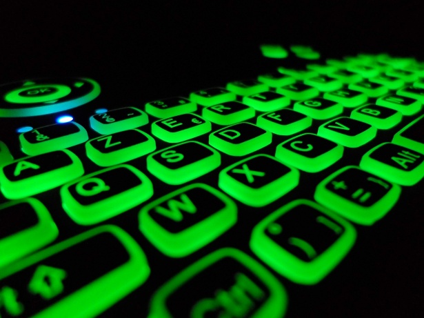 Luz de fondo verde del teclado Azerty Stock de Foto gratis - Public Domain  Pictures