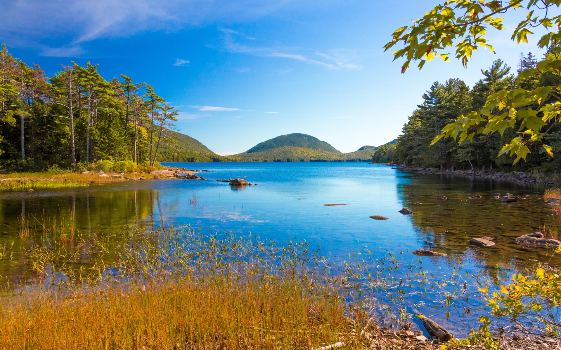 Eagle lake view in Acadia National Park - Maine, USA