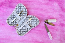 Small Manicure Set With Pink