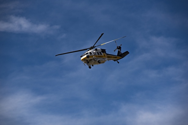 Helicóptero de rescate volando Stock de Foto gratis - Public Domain Pictures