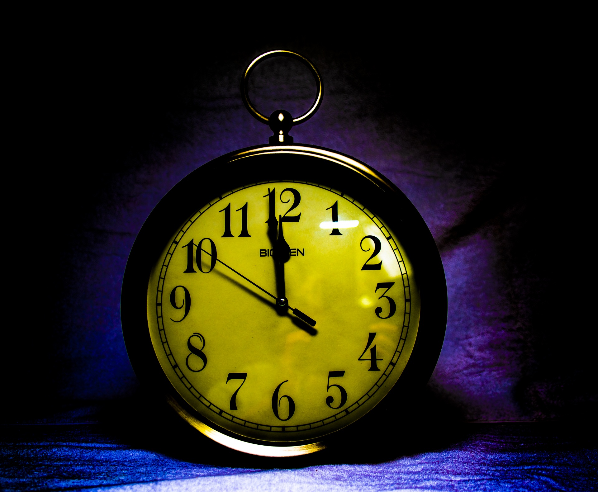 Colorful clock background for Midnight