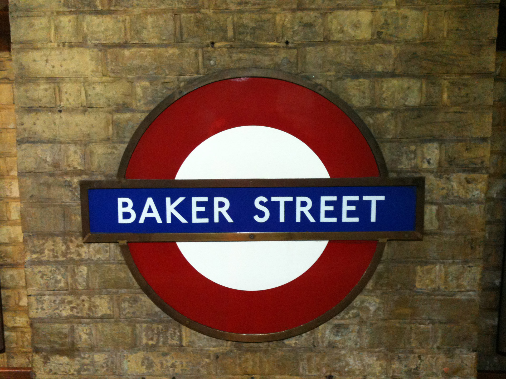 Baker Street Underground Sign