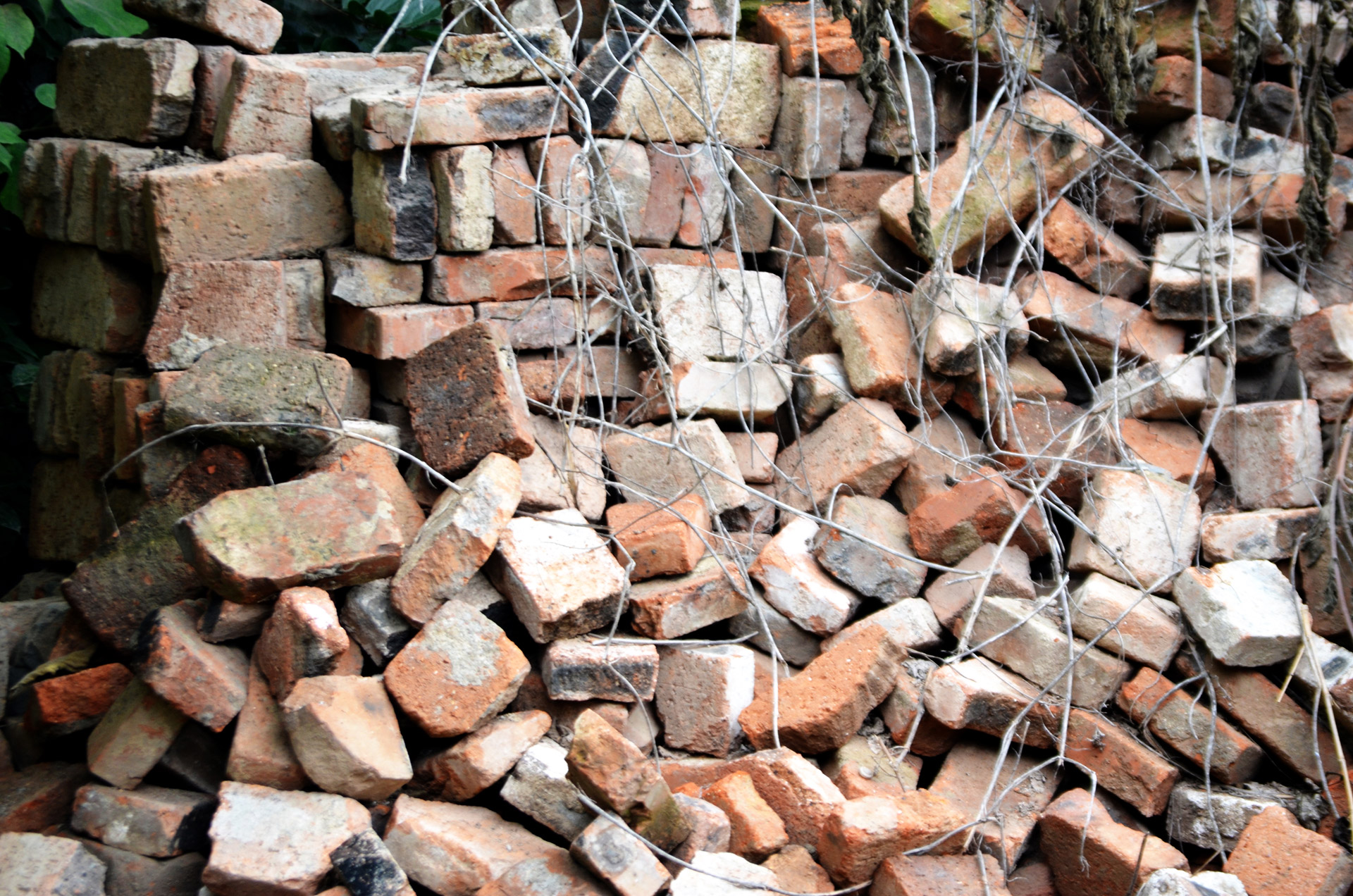 brick-pile-free-stock-photo-public-domain-pictures