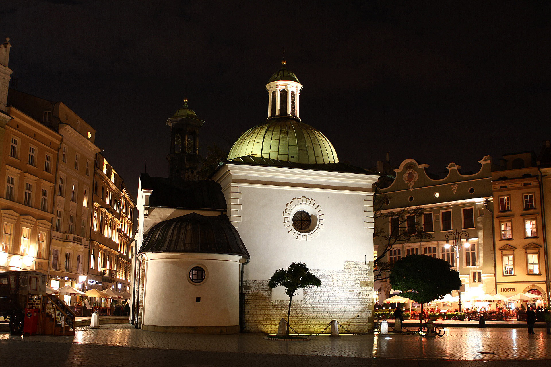 Church of St. Adalbert at night