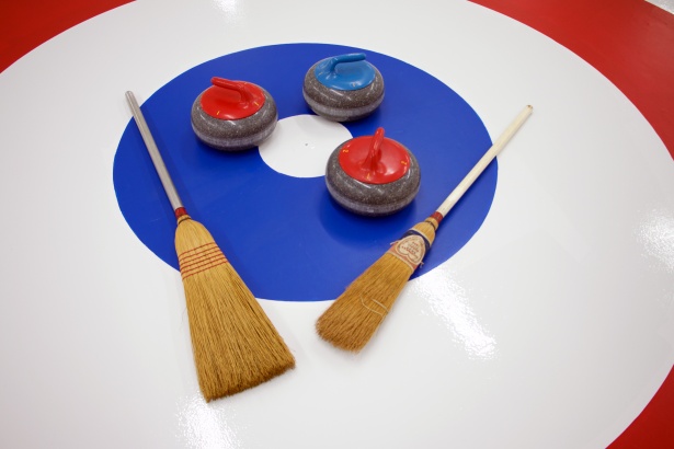 Curling Miotła 1 Darmowe zdjęcie - Public Domain Pictures