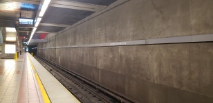 Subway Platform Empty