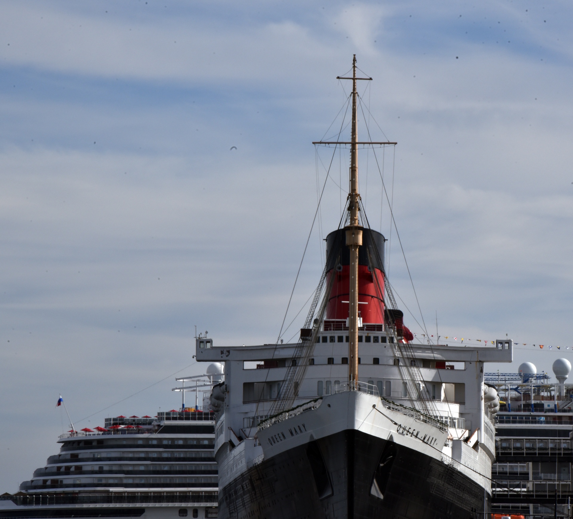 Nose view of the Queen Mary ocean liner ship in Long Beach harbor