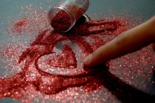 Drawing A Heart In Glitter