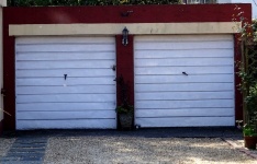Twin Lockup Garages